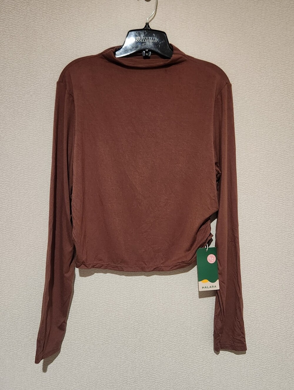 Halara Cropped Long Sleeve Ruched Shirt Xtra Large Brown New